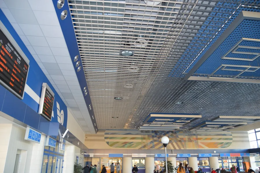Radiant ceiling installation